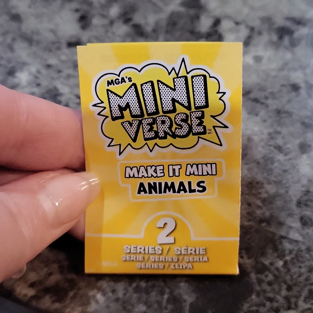 Miniverse Make It Mini Animals Fancy Guppy